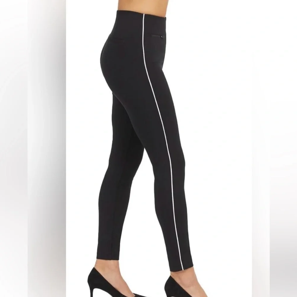 Spanx Perfect Pant Ankle Piped Skinny - Picture 2 of 14